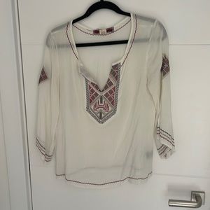 Mora girls surf boutique embroidered white blouse size small